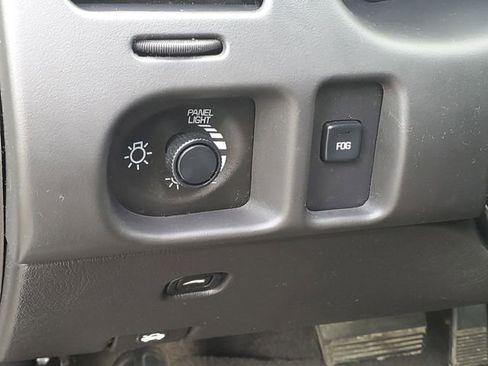 Used 2003 Chevrolet Monte Carlo SS FWD image 8