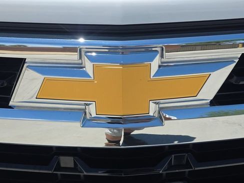 Used 2024 Chevrolet Silverado 1500 LT AWD/4WD image 30