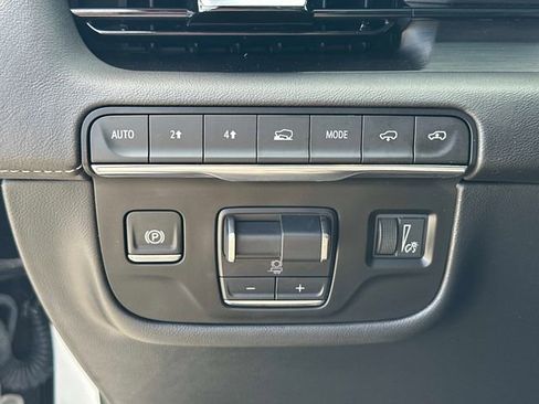 Certified 2024 Cadillac Escalade Premium Luxury w/ Performance Package AWD/4WD image 12