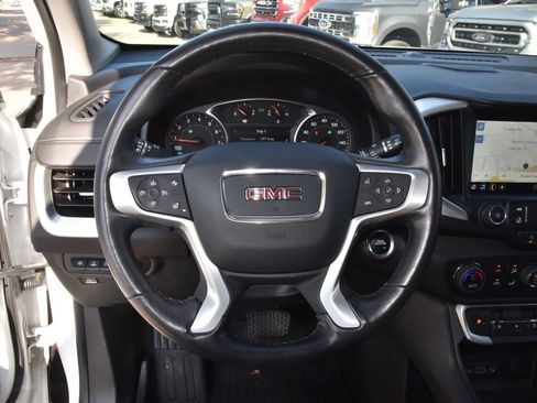Used 2022 GMC Terrain SLT w/ Infotainment Package II image 22