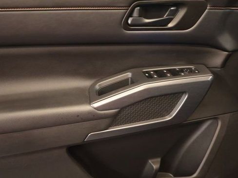 Certified 2024 Nissan Pathfinder Rock Creek image 9