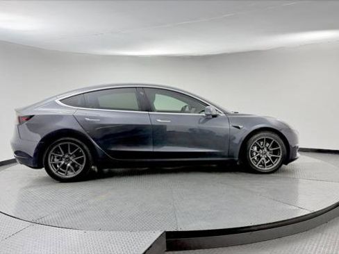 Used 2019 Tesla Model 3 Long Range AWD/4WD image 8