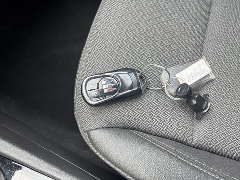 Used 2025 Buick Encore GX Preferred FWD image 20