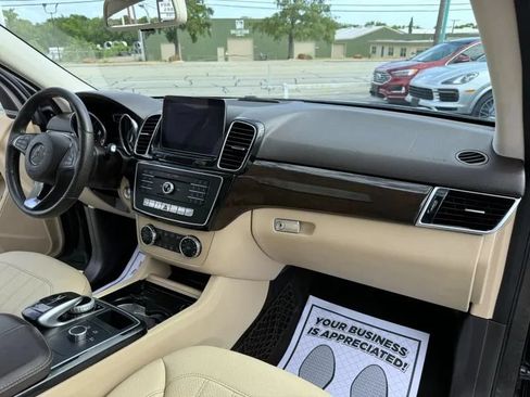 Used 2018 Mercedes-Benz GLE 350 w/ Premium 2 Package image 48