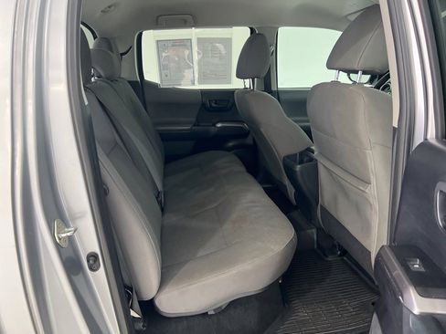 Used 2020 Toyota Tacoma SR5 image 21
