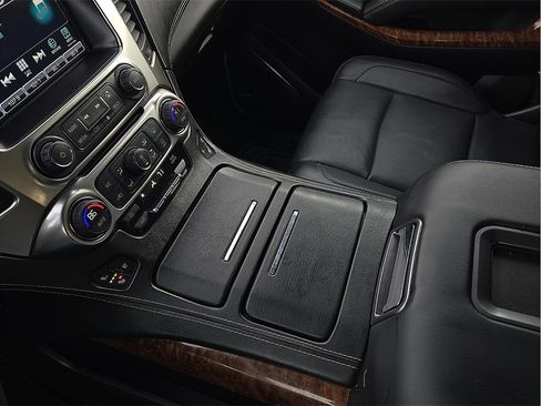 Used 2016 Chevrolet Tahoe LTZ image 20