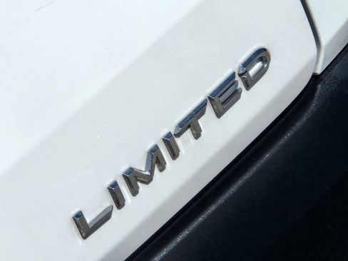 Used 2024 Toyota Grand Highlander FWD image 11