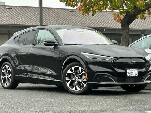 Used 2022 Ford Mustang Mach-E Premium image 2