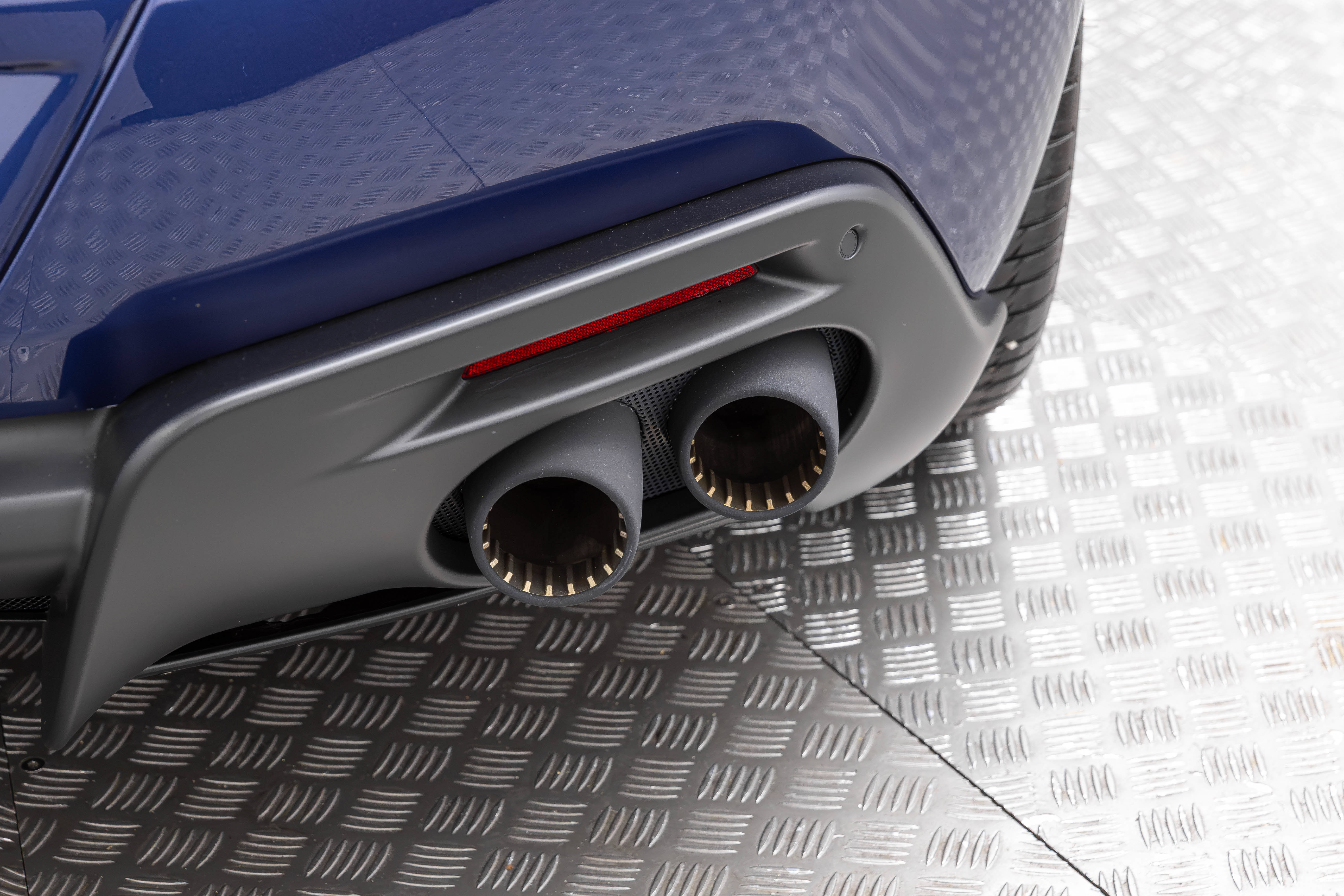 Used 2025 Ferrari Roma Spider RWD image 58