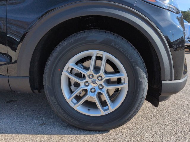 New 2026 Ford Explorer Active w/ Active Comfort Package RWD image 10