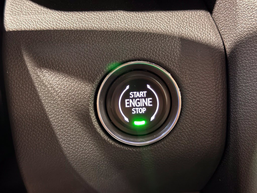 Used 2025 GMC Acadia Elevation w/ Elevation Premium Package FWD image 22