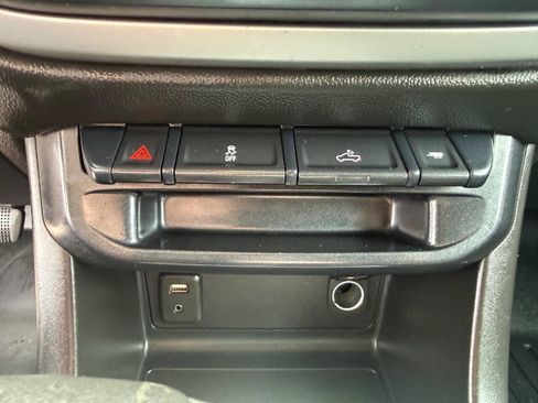 Used 2018 Chevrolet Colorado LT w/ LT Convenience Package AWD/4WD image 22