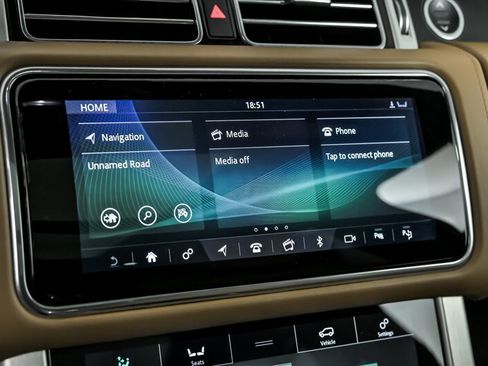 Used 2021 Land Rover Range Rover Long Wheelbase Autobiography image 30