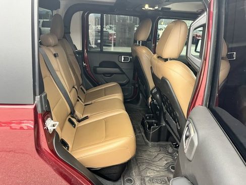 Used 2022 Jeep Gladiator Rubicon w/ LED Lighting Group image 13