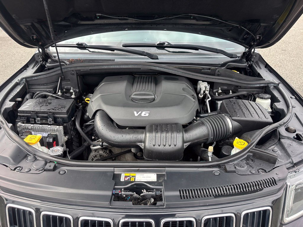 Used 2015 Jeep Grand Cherokee Limited AWD/4WD image 25