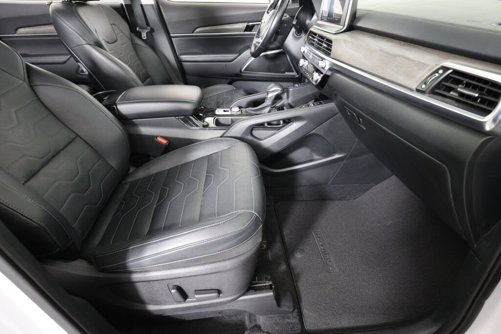 Used 2021 Kia Telluride SX w/ SX Prestige Package AWD/4WD image 29