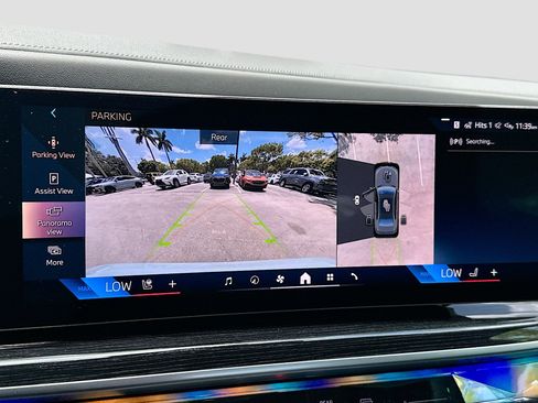 New 2025 BMW i7 xDrive60 image 14