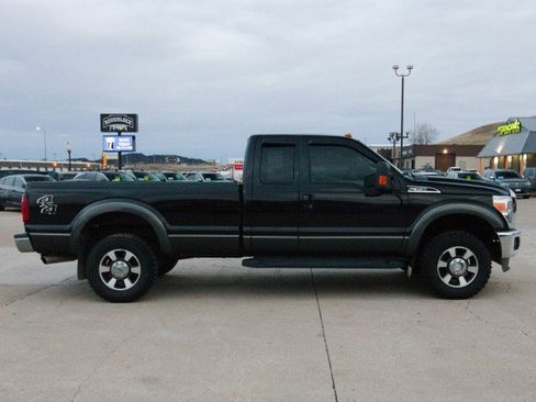 Used 2016 Ford F350 Lariat w/ Camper Package image 6