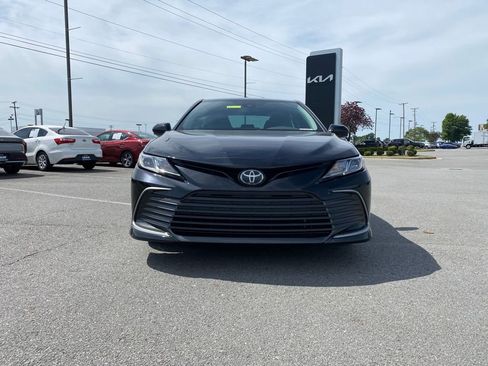 Used 2023 Toyota Camry LE FWD image 2