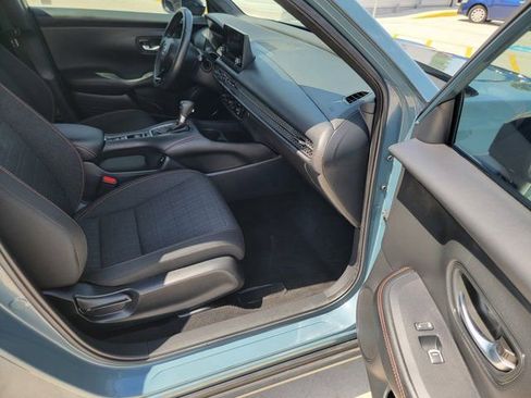 Used 2025 Honda HR-V Sport image 10