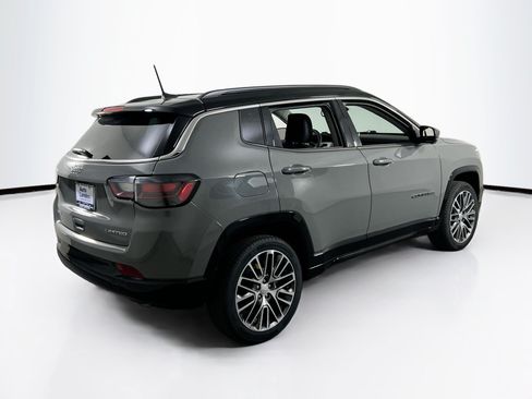 Used 2022 Jeep Compass Limited w/ Elite Group AWD/4WD image 5
