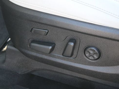 Used 2024 Kia Telluride SX FWD image 25