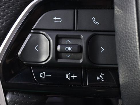 Used 2023 Toyota Sequoia Capstone AWD/4WD image 35