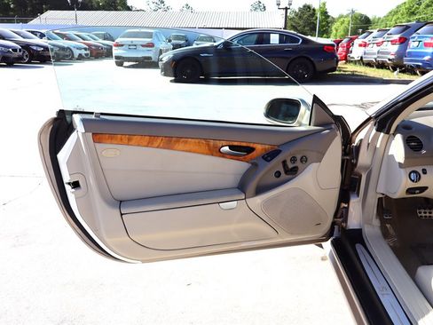 Used 2003 Mercedes-Benz SL 500 image 40