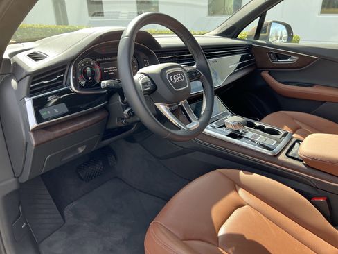 Used 2025 Audi Q7 3.0T Premium Plus w/ Premium Plus Package AWD/4WD image 17