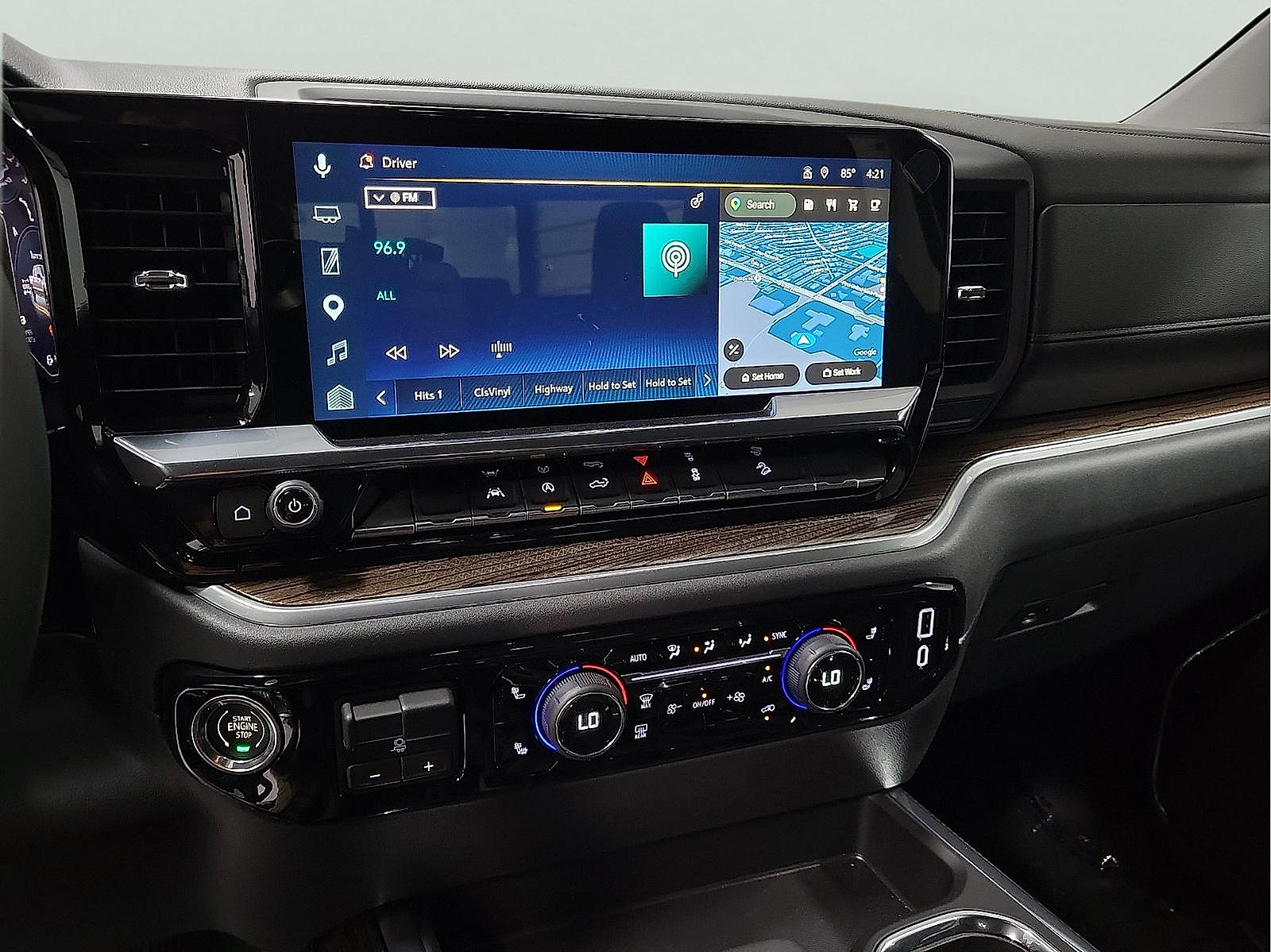 Used 2026 Chevrolet Silverado 1500 LT Trail Boss w/ Convenience Package II AWD/4WD image 17