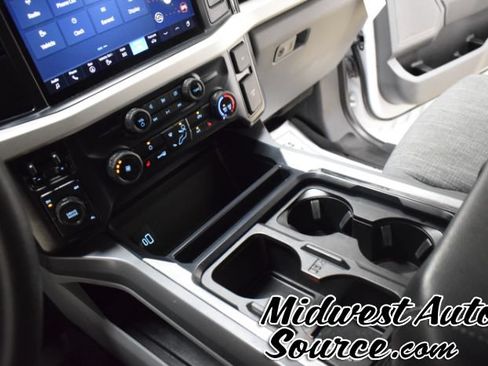 Used 2024 Ford F250 XLT w/ XLT Premium Package AWD/4WD image 24