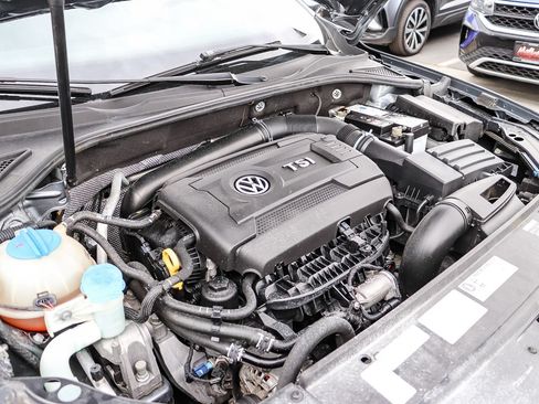 Used 2017 Volkswagen Passat 1.8T SE FWD image 27