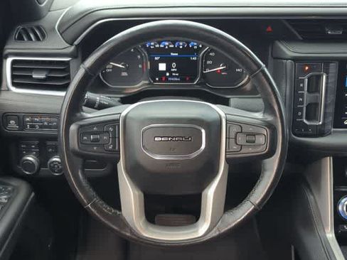 Used 2021 GMC Yukon XL Denali w/ Denali Premium Package AWD/4WD image 26