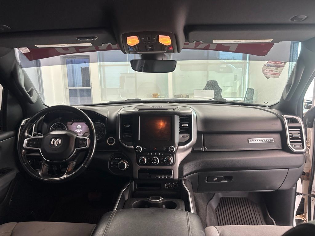 Used 2022 RAM 1500 Big Horn AWD/4WD image 12
