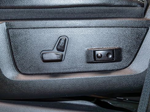 Used 2024 RAM 3500 Laramie w/ Night Edition image 20