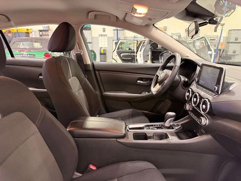 Used 2021 Nissan Sentra SV FWD image 30