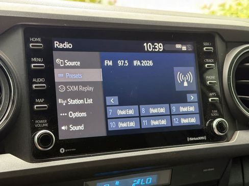 Used 2021 Toyota Tacoma TRD Sport w/ Technology Package RWD image 18
