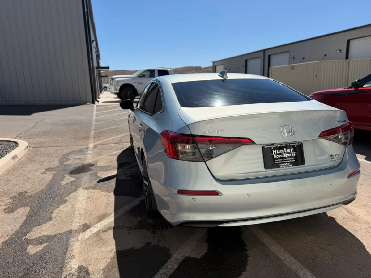 Used 2022 Honda Civic Touring image 6