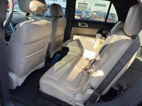 Used 2011 Ford Explorer Limited w/ 301A Rapid Spec Order Code image 6