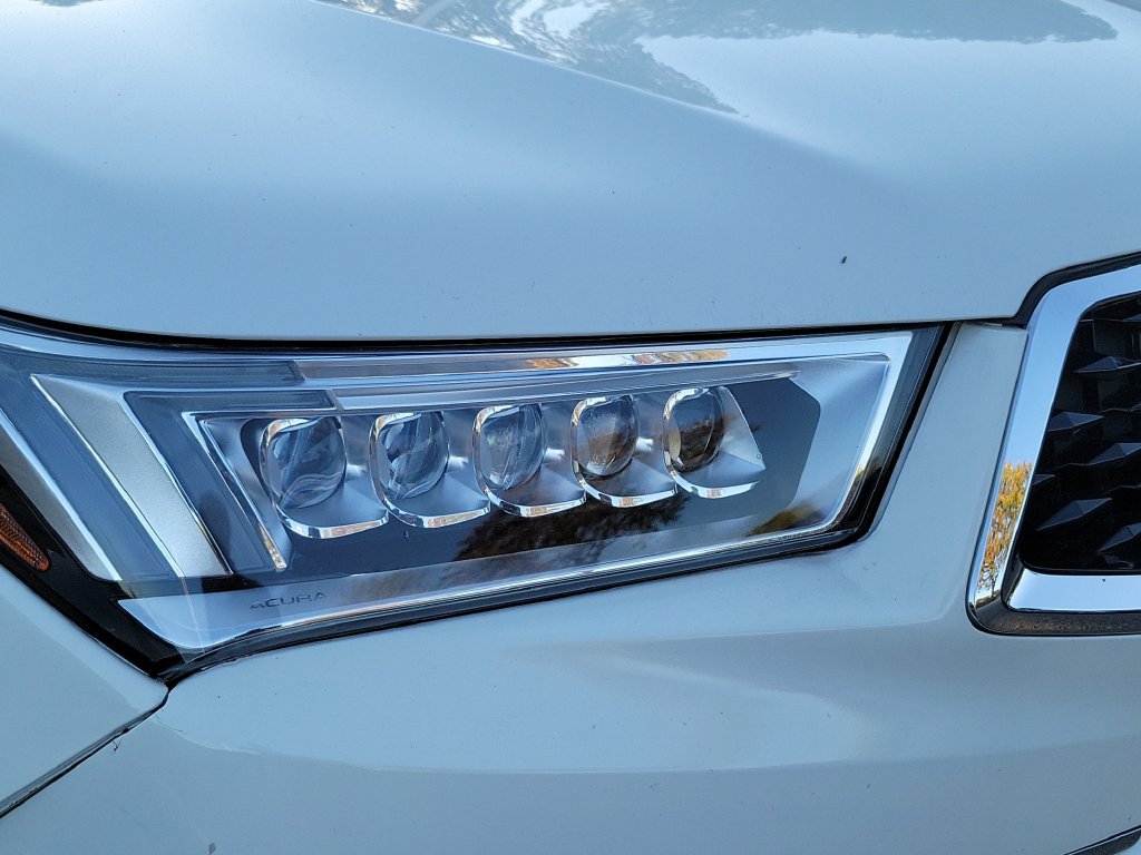Certified 2019 Acura MDX w/ Technology Package AWD/4WD image 4