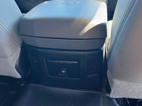 Used 2014 RAM 1500 Big Horn RWD image 29