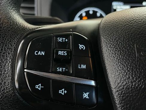 Used 2020 Ford Transit 350 XLT image 32