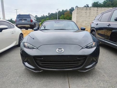 Used 2023 MAZDA MX-5 Miata Grand Touring RWD image 2