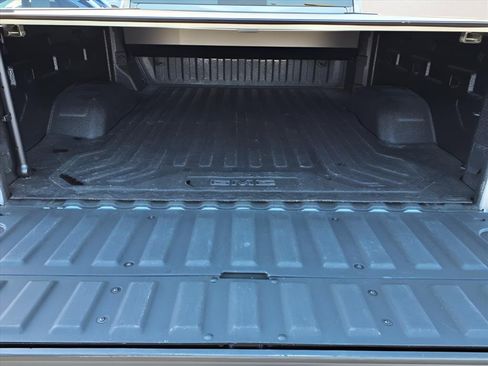 Used 2024 GMC Sierra 2500 Denali w/ Denali Reserve Package image 28