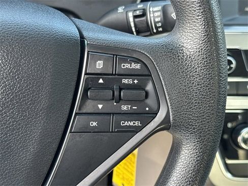Used 2016 Hyundai Sonata SE image 25