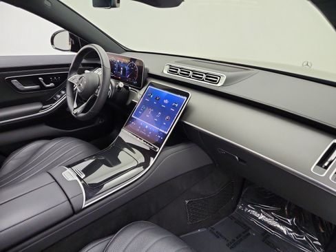 Certified 2023 Mercedes-Benz S 500 4MATIC image 22