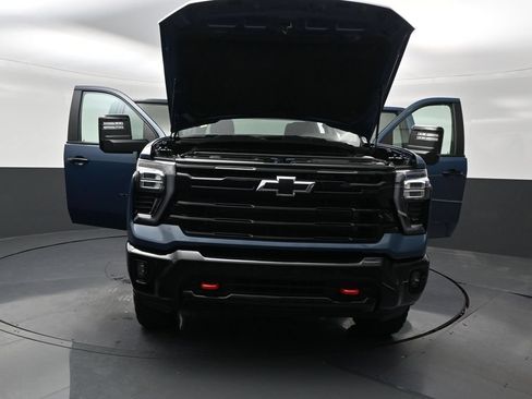 Used 2026 Chevrolet Silverado 2500 LT w/ Trail Boss Package AWD/4WD image 37