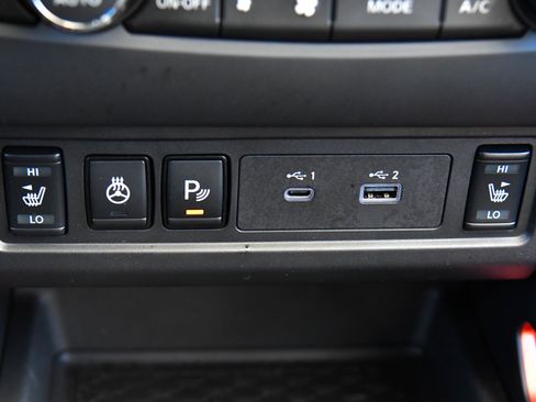 Used 2025 Nissan Frontier Pro-X w/ Pro Convenience Package image 28