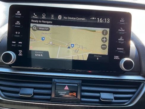 Used 2019 Honda Accord Touring image 21