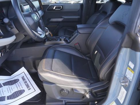 Used 2021 Ford Bronco Badlands w/ Sasquatch Package image 9